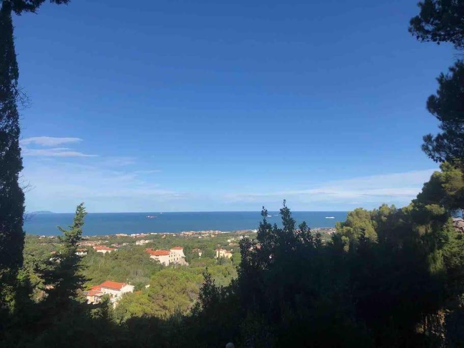 Appartamento Montenero Vista Mare ลีวอร์โน ภายนอก รูปภาพ